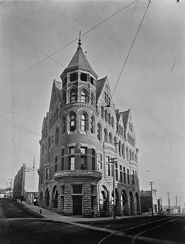 Montana Club’s first clubhouse by Paulsen & LaValle