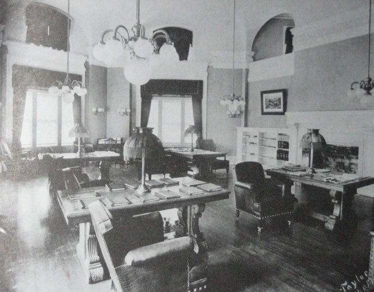 Library - Montana Club