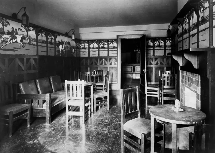 Drinking Room